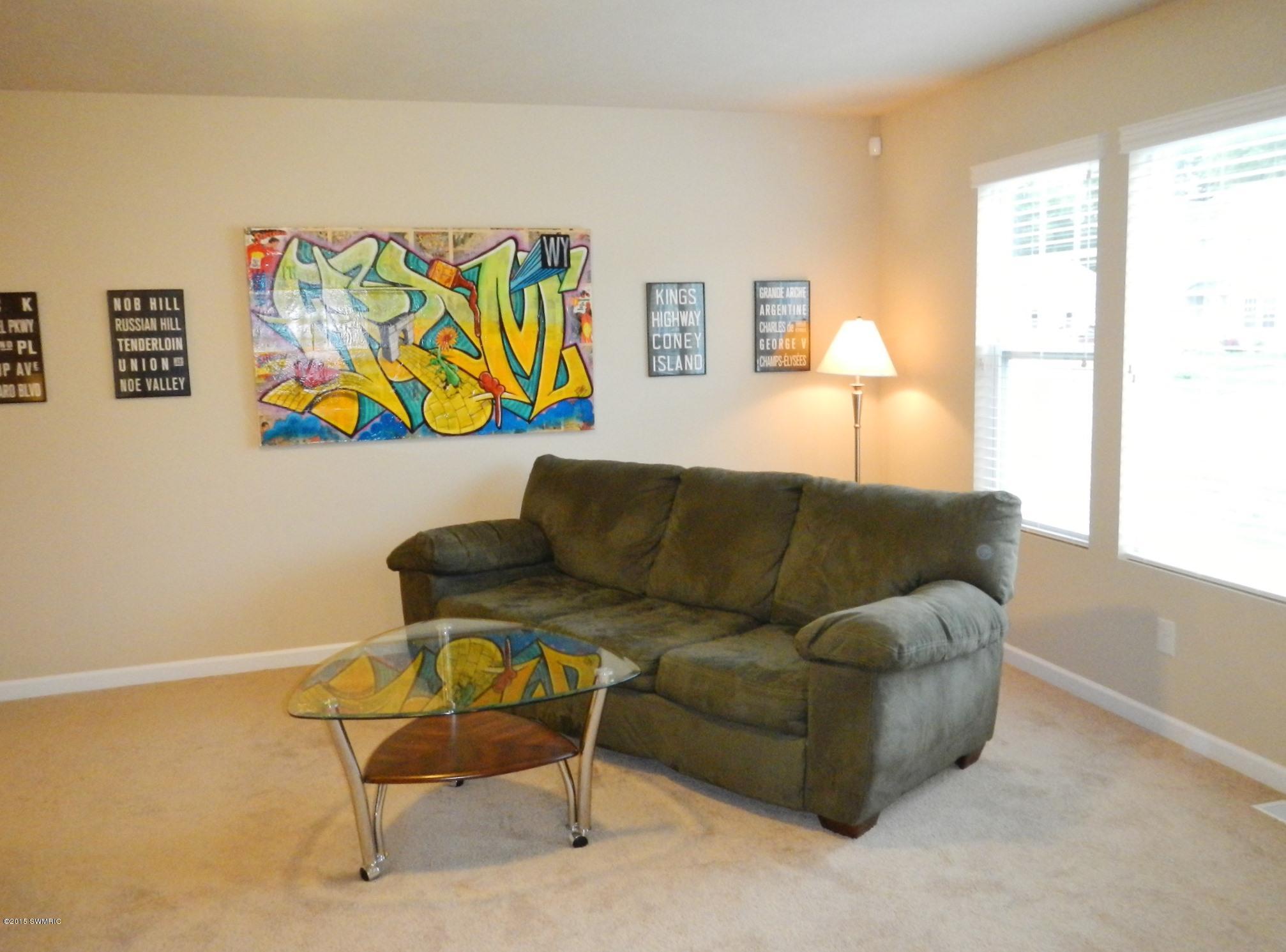 3235 Quarry Ridge Court Kalamazoo, MI 49006 - Photo 5 of 29 DSCN4540