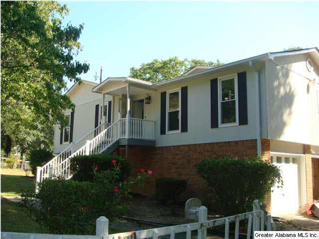 102 Hill Street Alabaster, AL 35007 - Photo 2 of 22