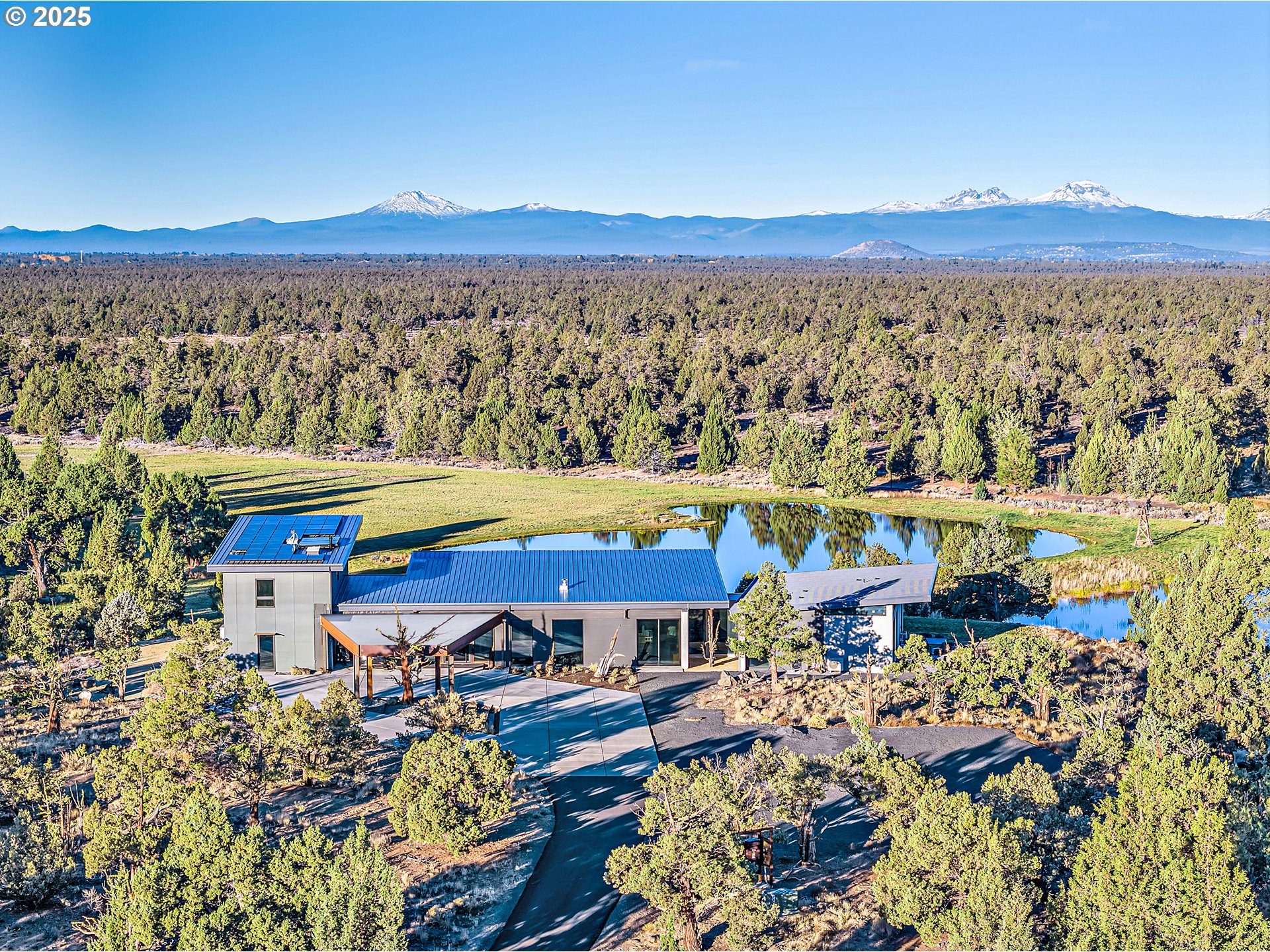 62265 Dodds Road Bend, OR 97701 - Photo 1 of 47 a view of city with ocean