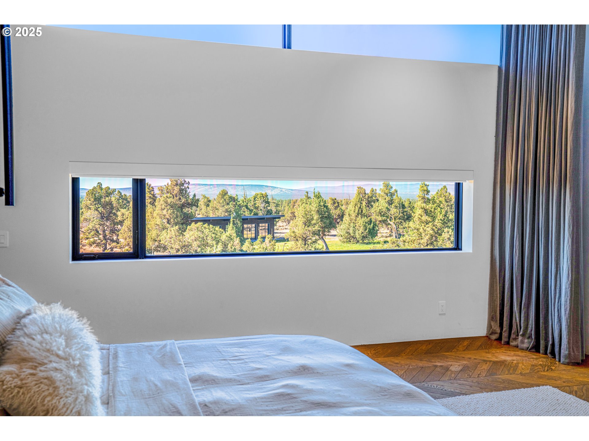 62265 Dodds Road Bend, OR 97701 - Photo 34 of 47 a view of wooden floor