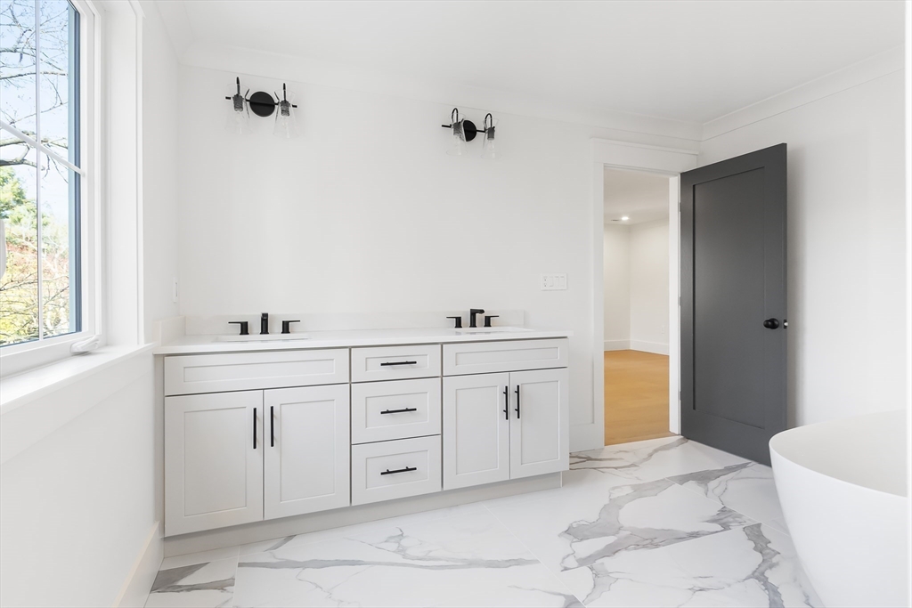 19 Harwood Road Natick, MA 01760 - Photo 22 of 41