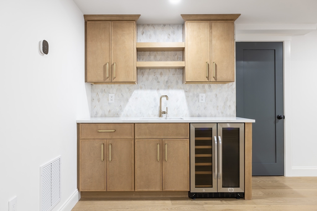 19 Harwood Road Natick, MA 01760 - Photo 38 of 41