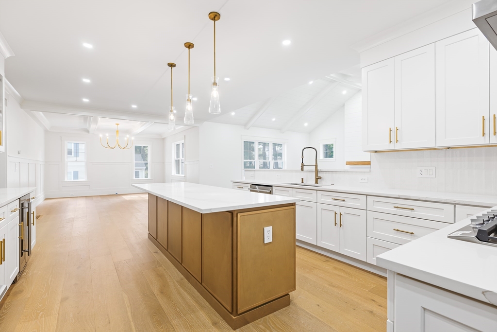 19 Harwood Road Natick, MA 01760 - Photo 6 of 41