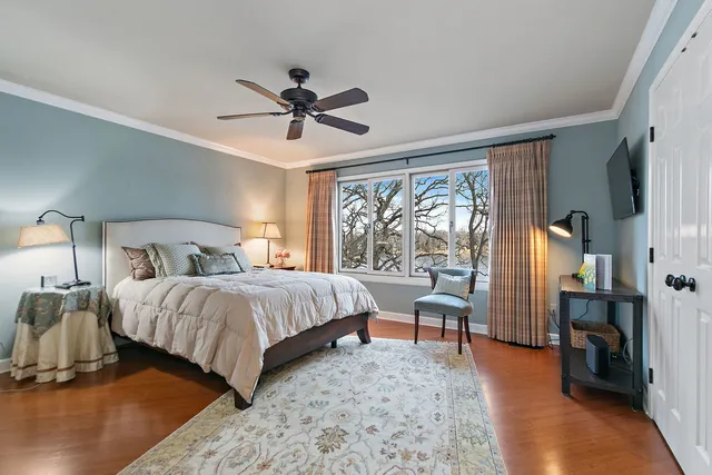 $525,000 | 225 Shoreline Road, Lake Barrington, IL 60010