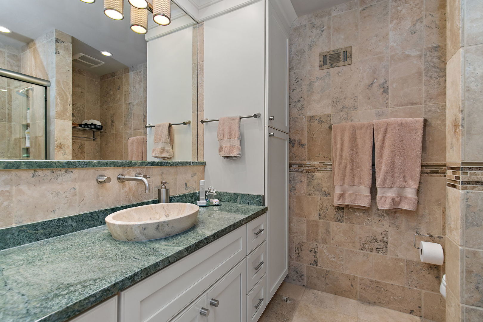 225 Shoreline Road Lake Barrington, IL 60010 - Photo 24 of 50