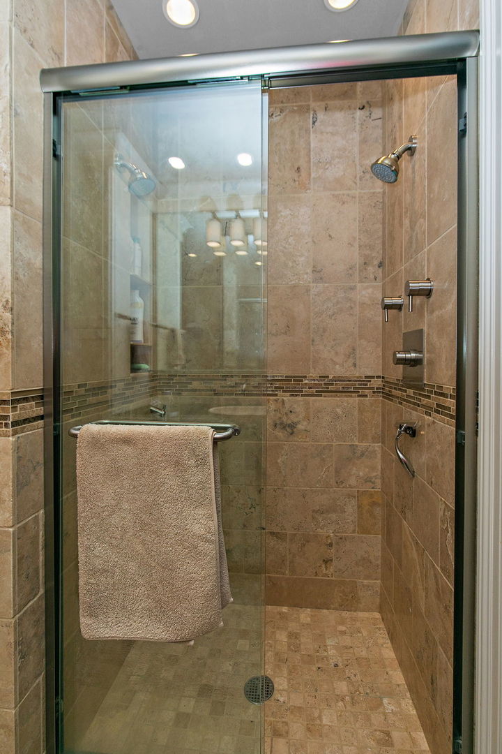 225 Shoreline Road Lake Barrington, IL 60010 - Photo 25 of 50