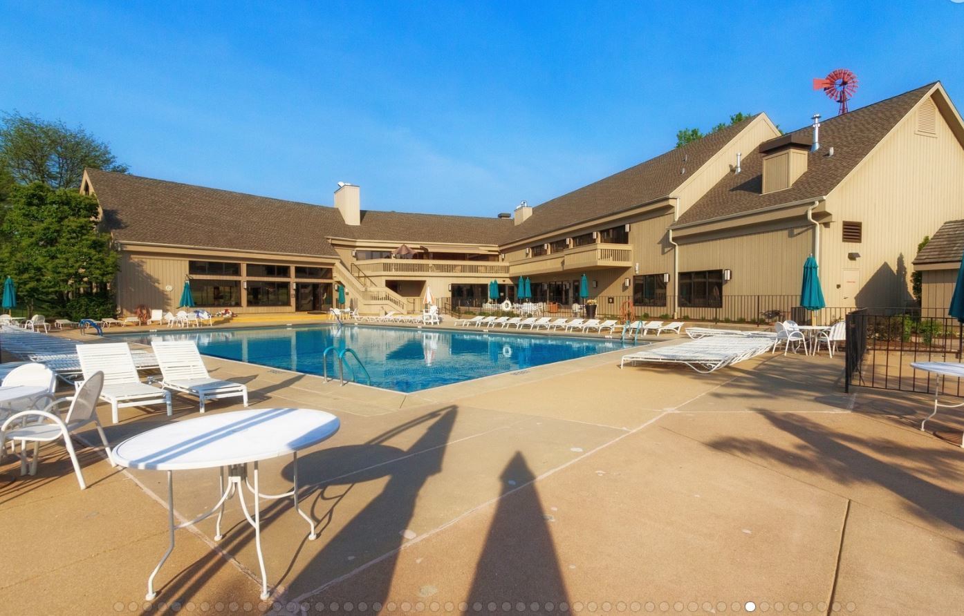 225 Shoreline Road Lake Barrington, IL 60010 - Photo 43 of 50