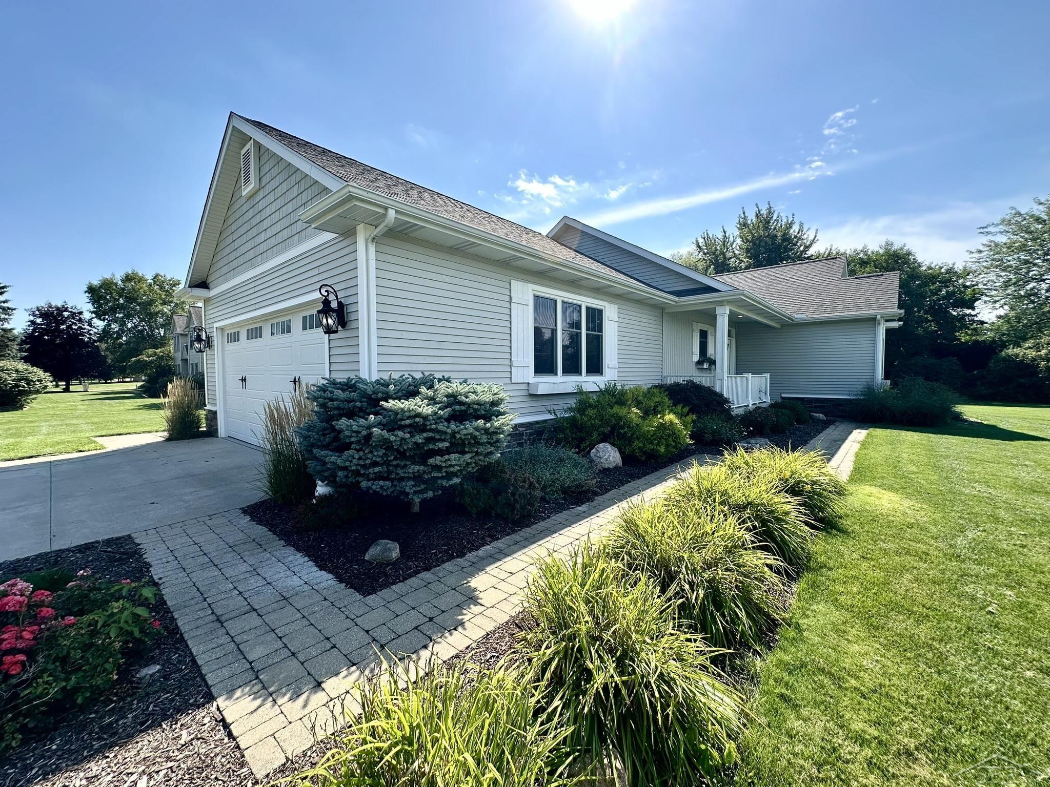 3943 Spring Lane Saginaw, MI 48603 - Photo 6 of 52 50186216-1888ef81-5a50-4842-8c03-29071e78a9c2.JPG