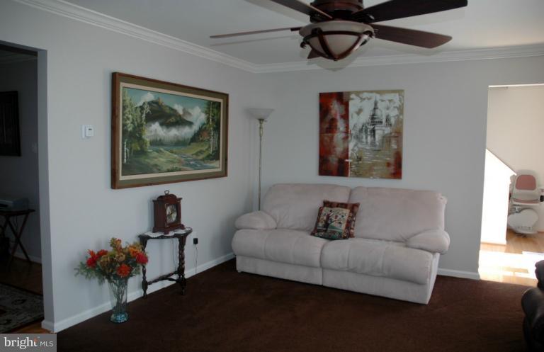 102 Stephanie Court Rising Sun, MD 21911 - Photo 2 of 25 Living Room