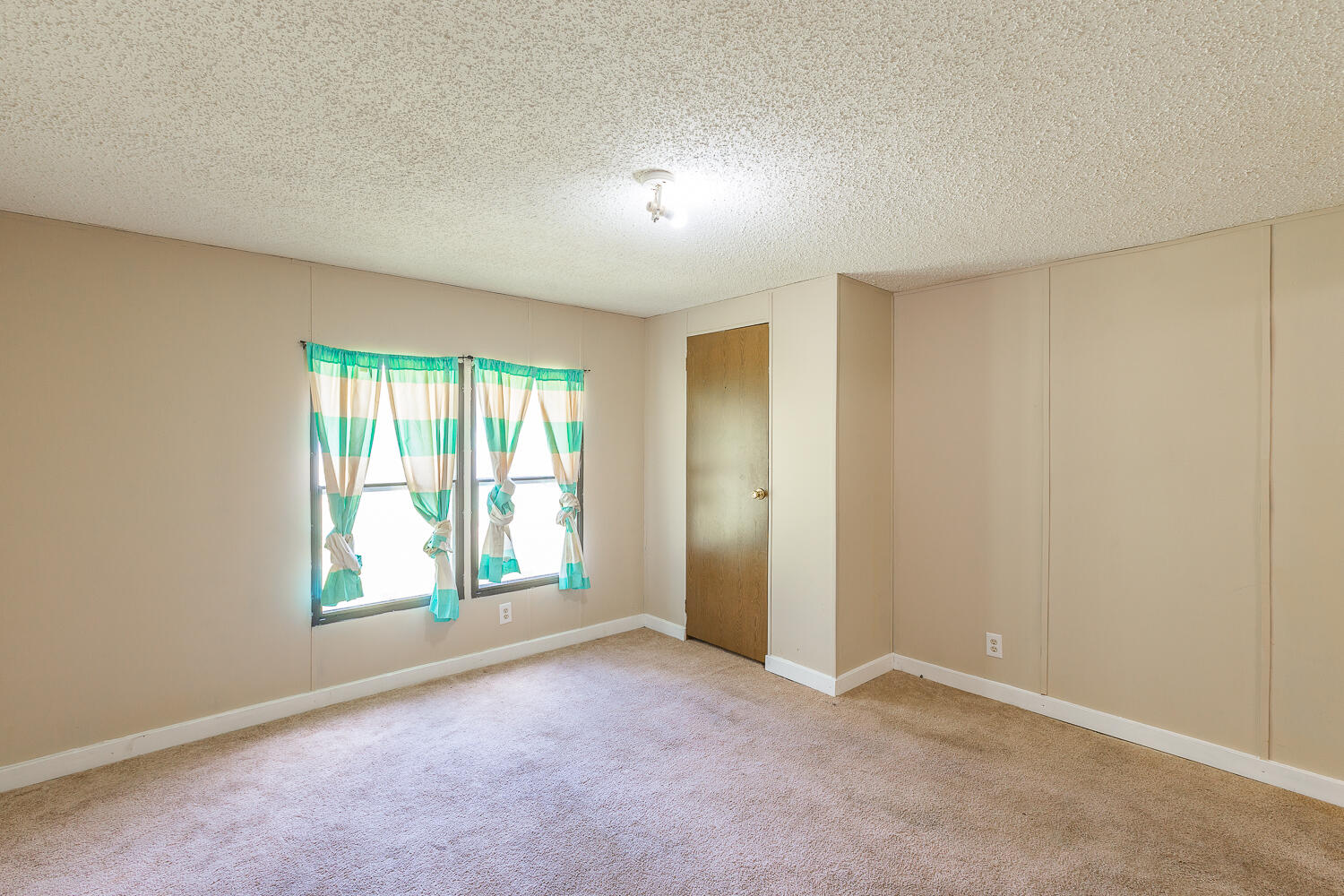 622 Corinth Road LaFayette, GA 30728 - Photo 13 of 26 622 Cornith Road HD -16