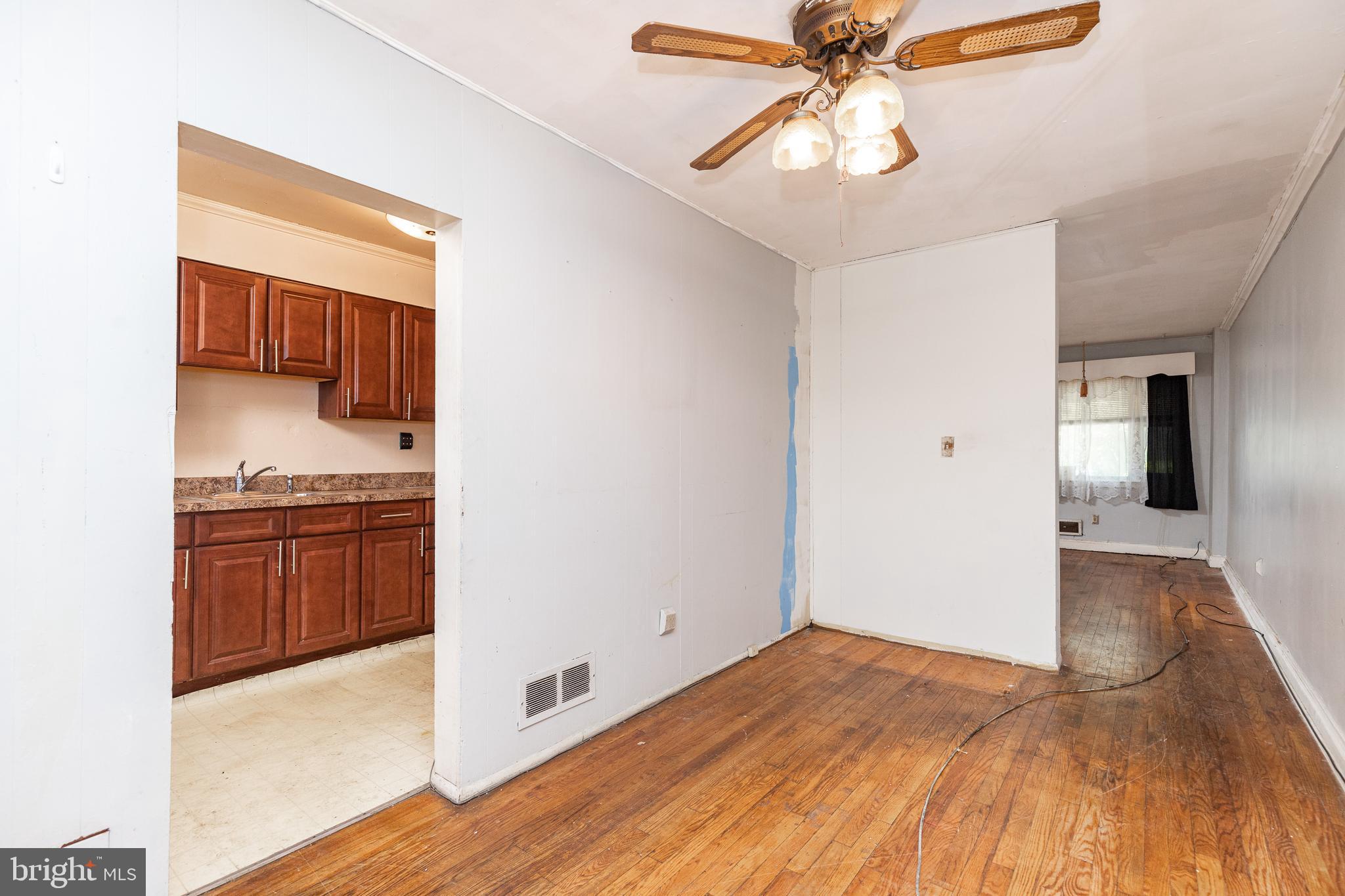 5019 Schaub Avenue Baltimore, MD 21206 - Photo 12 of 47