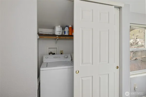 $208,880 | 8903 Crescent Bar Road Northwest, Unit 172, Quincy, WA 98848