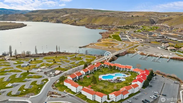 $208,880 | 8903 Crescent Bar Road Northwest, Unit 172, Quincy, WA 98848