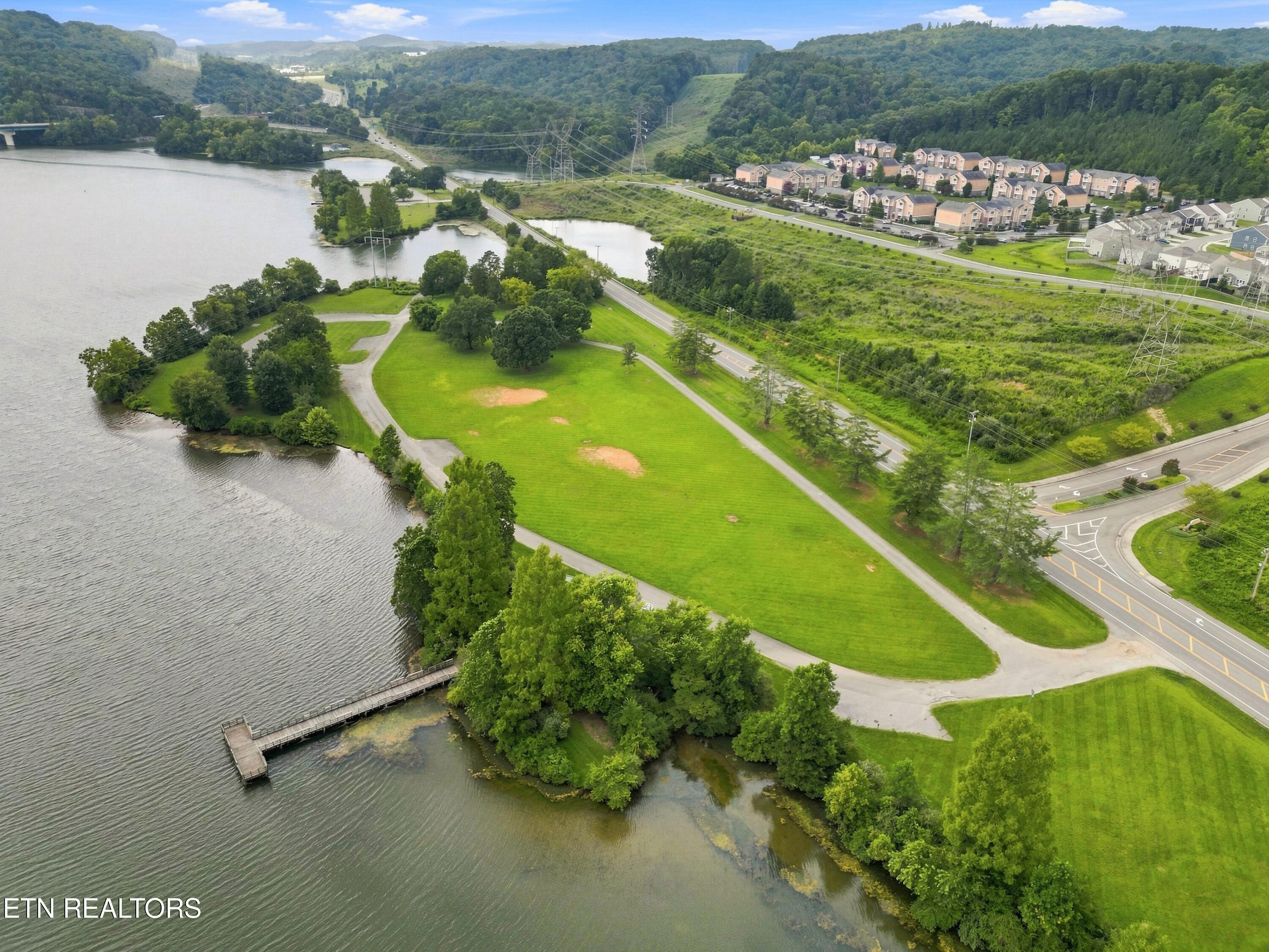 190 Ibis Loop Oak Ridge, TN 37830 - Photo 44 of 46 24-print-3F1A_0729