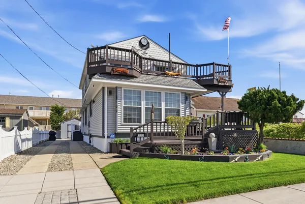 $1,500,000 | 7103 New Jersey Avenue, Wildwood Crest, NJ 08260
