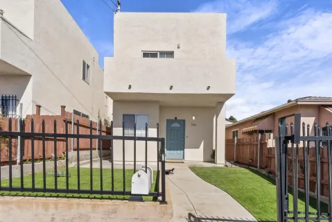 $799,900 | 3746 Harding Avenue, San Diego, CA 92113