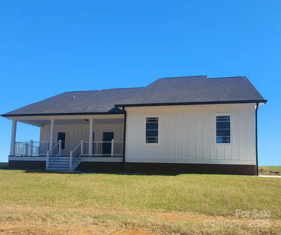 $559,000 | 102 Obando Drive, Lawndale, NC 28090