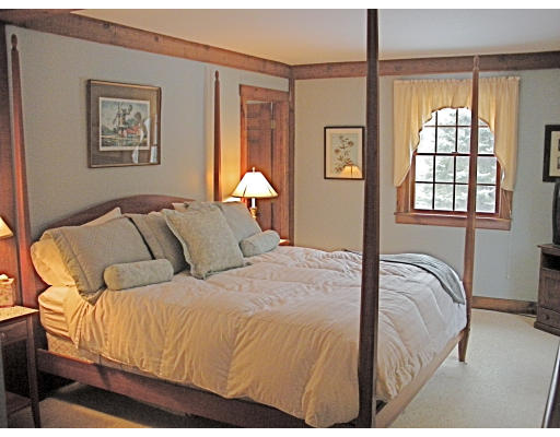 31 Valley Road Lunenburg, MA 01462 - Photo 15 of 19