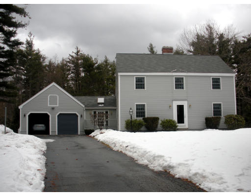 31 Valley Road Lunenburg, MA 01462 - Photo 2 of 19