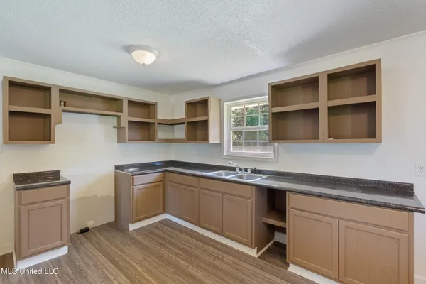 $142,900 | 1520 Country Church Road, Lamar, MS 38642