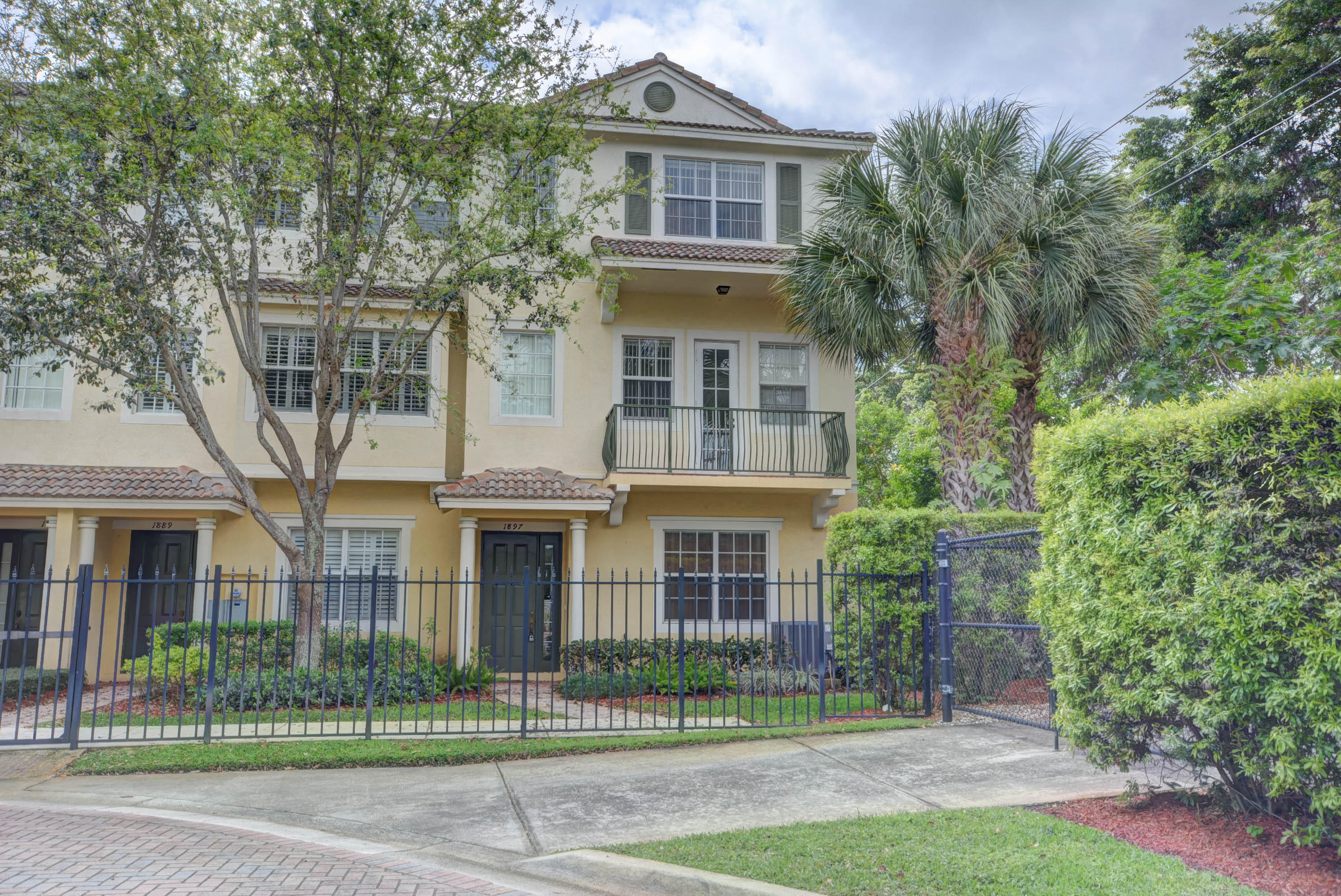 SB 1897 NW 12th-13.jpg