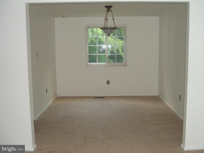 1224 Windmill Lane Silver Spring, MD 20905 - Photo 5 of 19 Dining Room