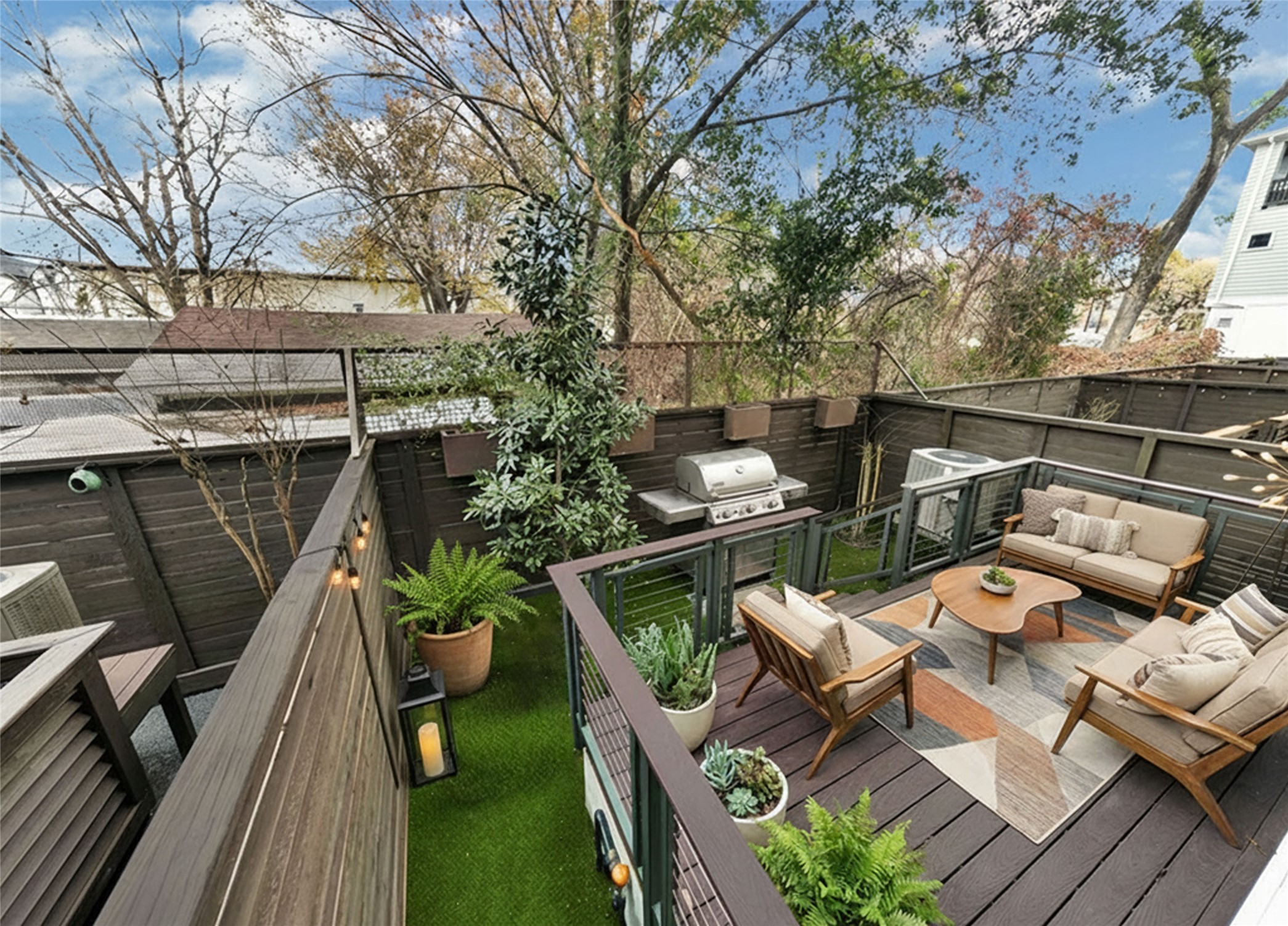 1750 West 23rd Street Houston, TX 77008 - Photo 2 of 39 Virtually staged photo showing how spacious back patio area is.