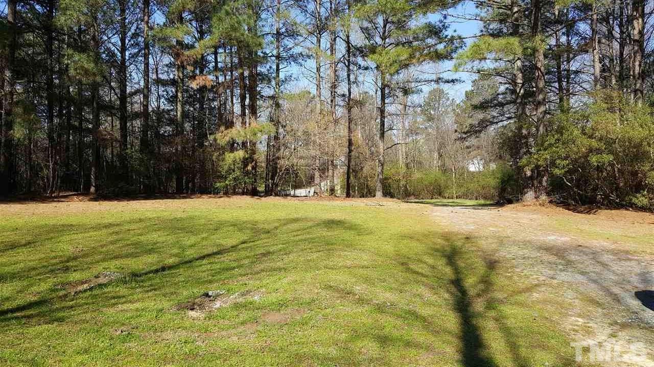 521 North Pleasant Coates Road Benson, NC 27504 - Photo 12 of 20 Gallery Image 12