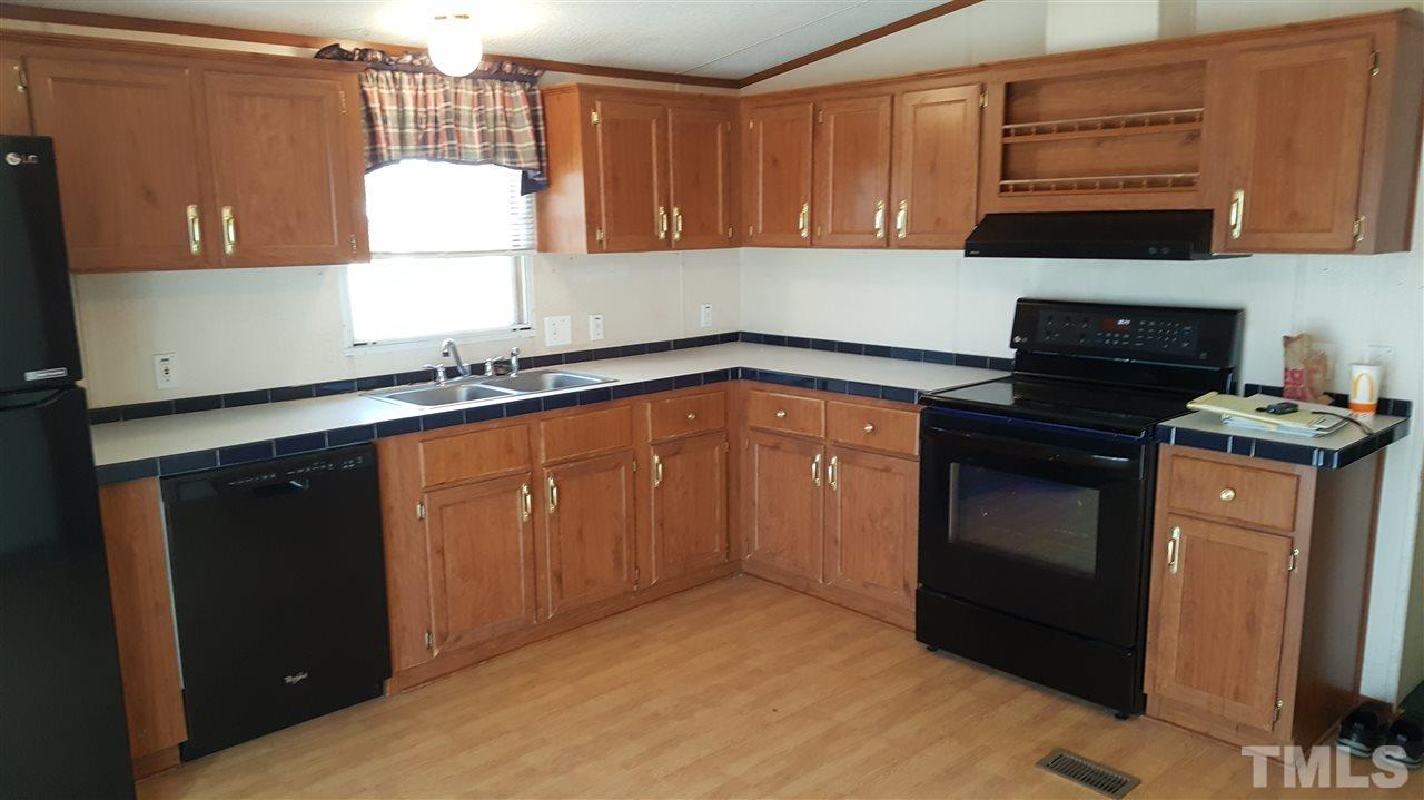 521 North Pleasant Coates Road Benson, NC 27504 - Photo 13 of 20 Gallery Image 13