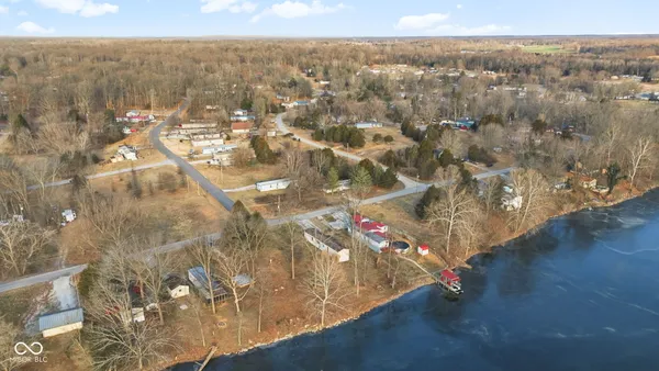 $40,000 | 2722 Coventry Gardens Drive, North Vernon, IN 47265