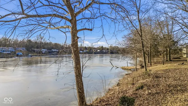 $40,000 | 2722 Coventry Gardens Drive, North Vernon, IN 47265