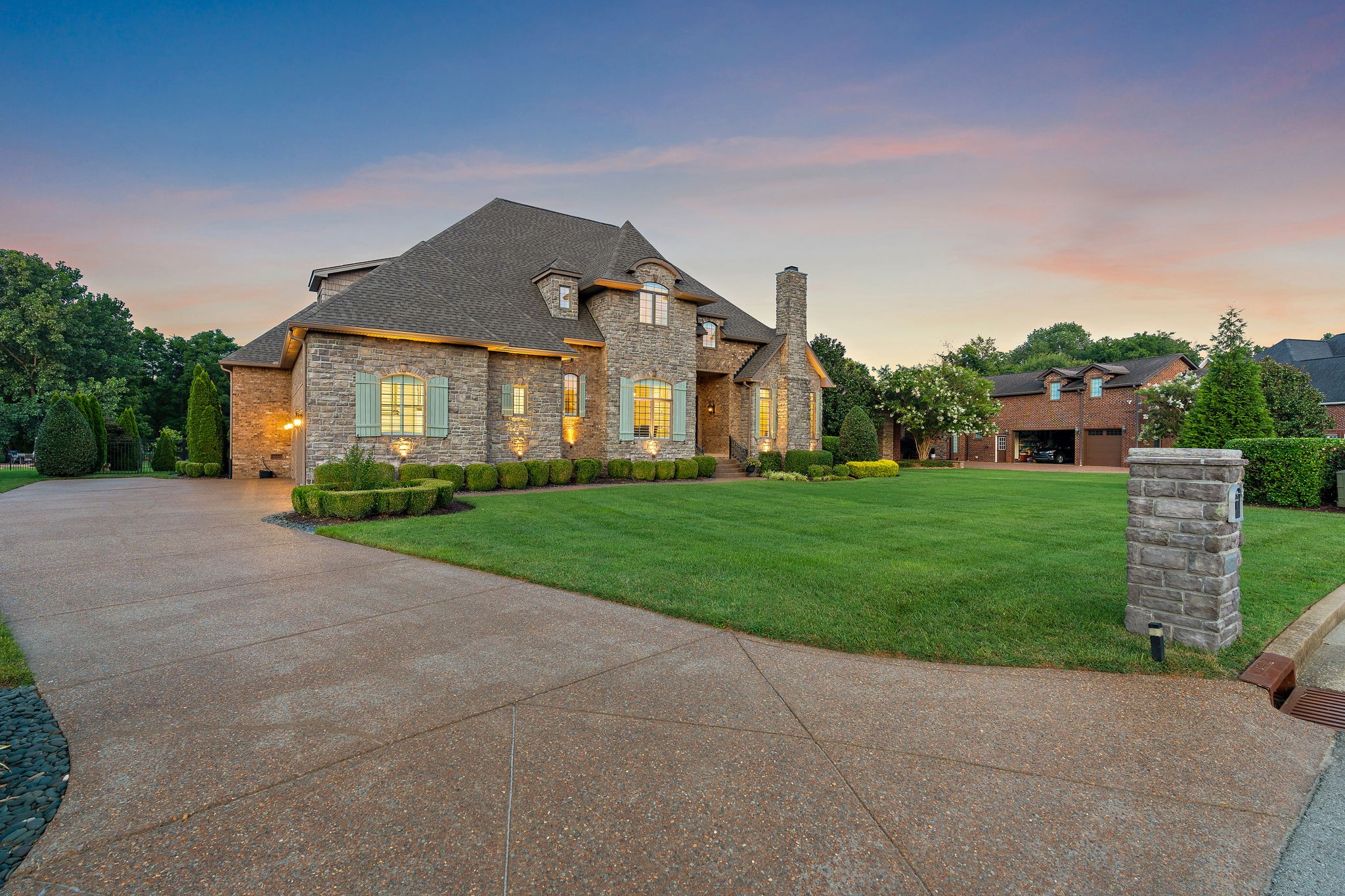 618 Ridgecrest Lane Lebanon, TN 37087 - Photo 5 of 75 a front view of house with yard and green space
