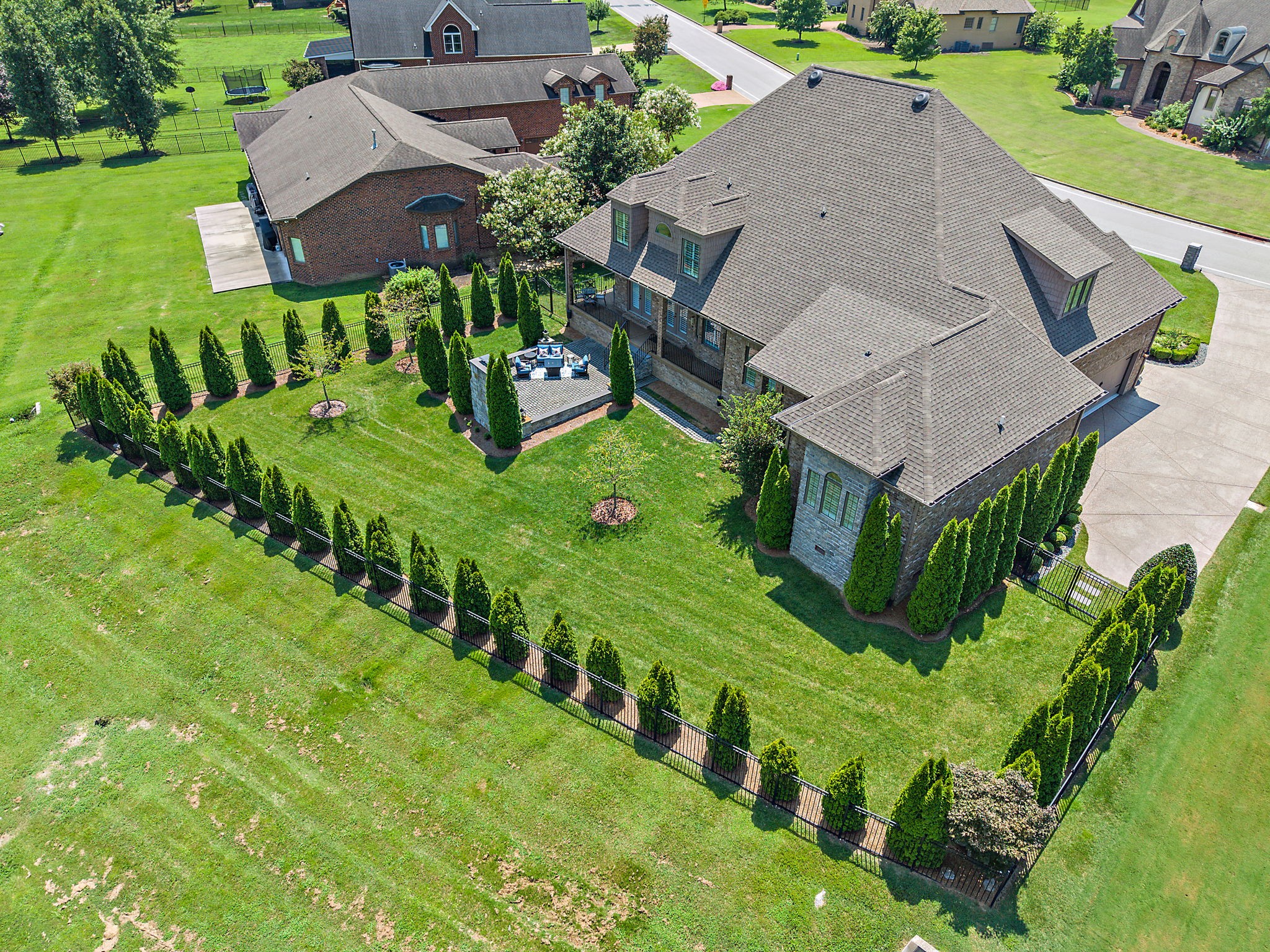 618 Ridgecrest Lane Lebanon, TN 37087 - Photo 66 of 75 an aerial view of multiple houses with yard