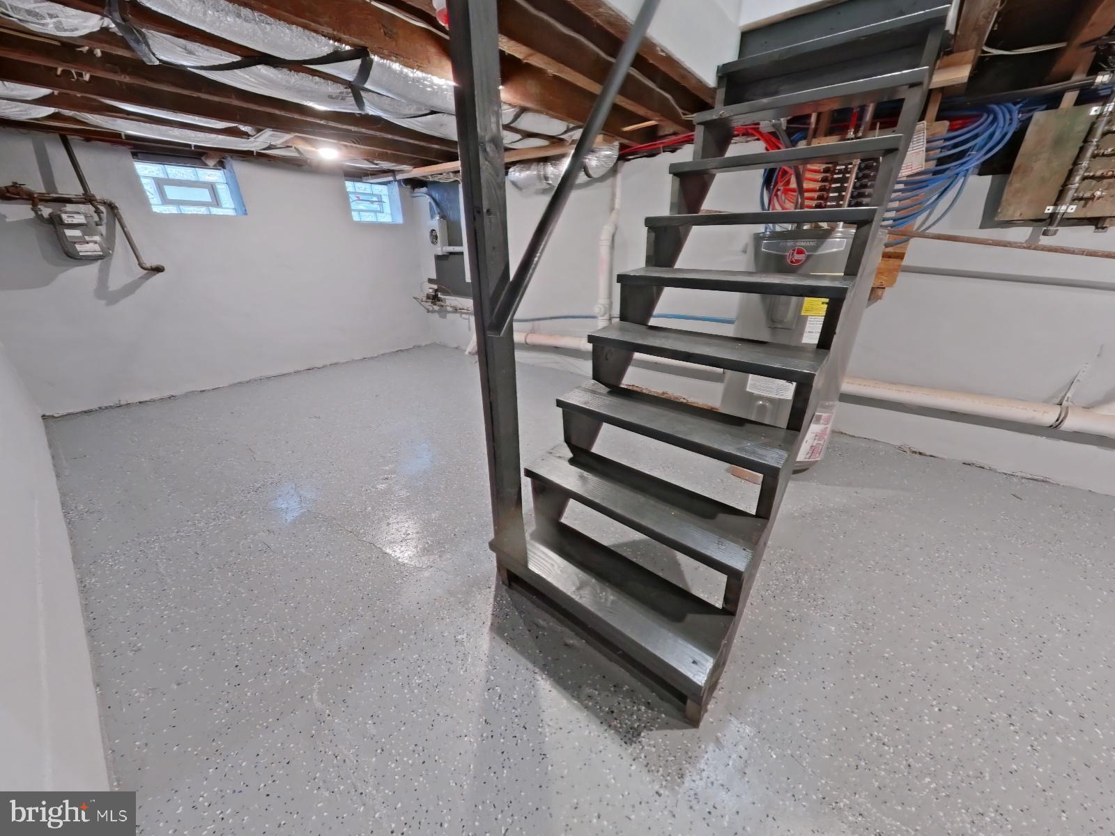 1307 North Randolph Street Philadelphia, PA 19122 - Photo 36 of 43 a view of entryway