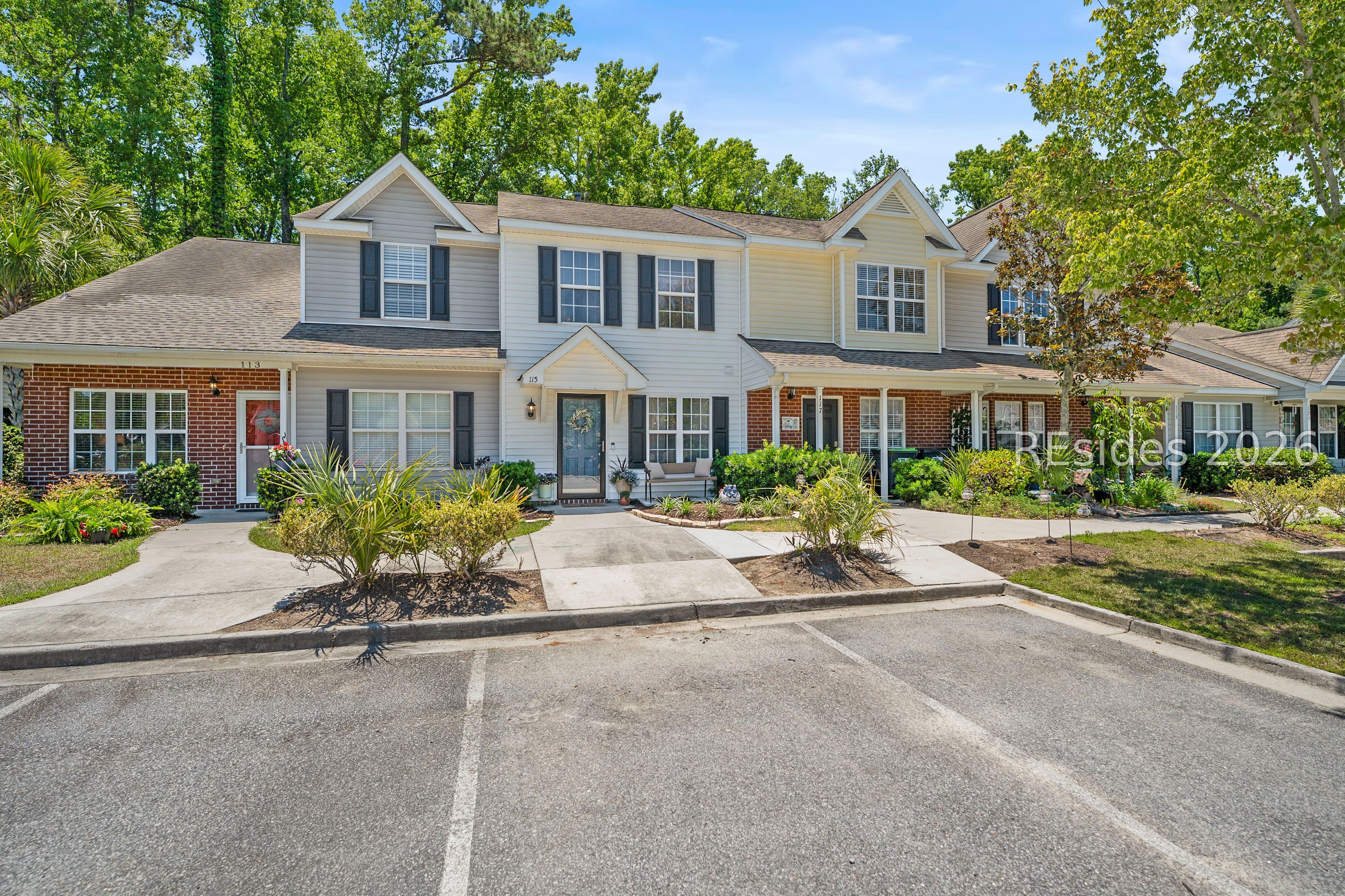 115 Bella Way Beaufort, SC 29906 - Photo 2 of 25