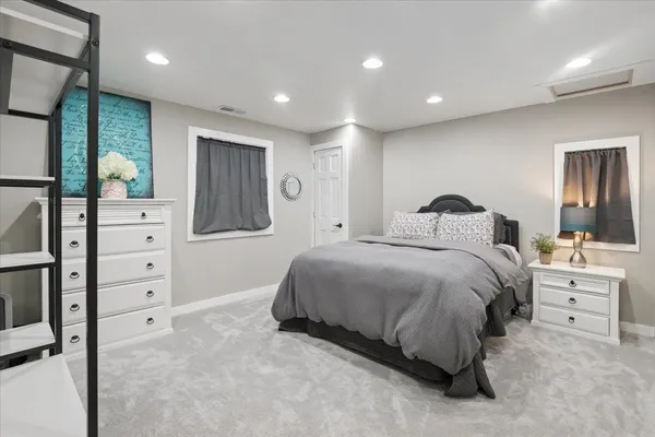 $610,000 | 1571 Amos Bennett Street, Grayslake, IL 60030