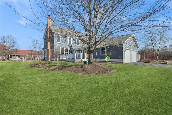 $610,000 | 1571 Amos Bennett Street, Grayslake, IL 60030