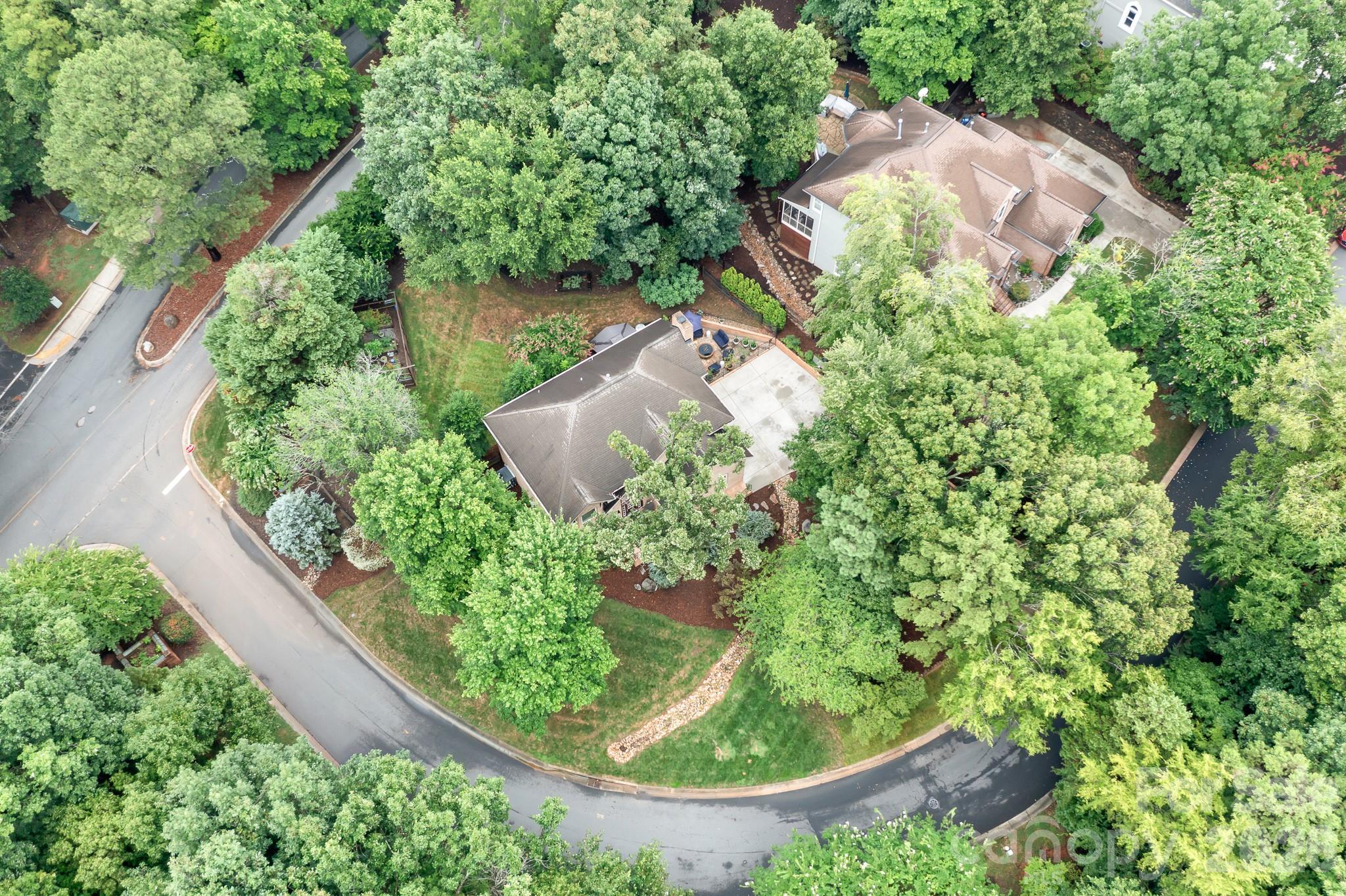7048 Mariners Court Tega Cay, SC 29708 - Photo 44 of 48 Gallery Image 44