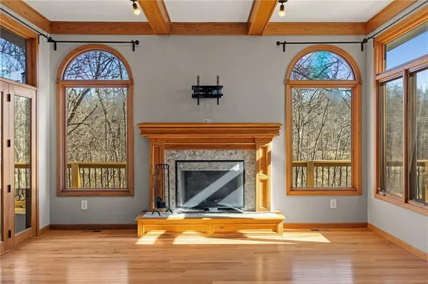 $593,000 | 26311 Westlake Drive, Harrisonville, MO 64701