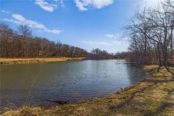 $593,000 | 26311 Westlake Drive, Harrisonville, MO 64701