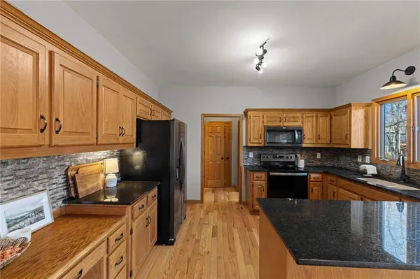 $593,000 | 26311 Westlake Drive, Harrisonville, MO 64701