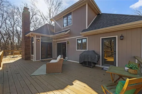 $593,000 | 26311 Westlake Drive, Harrisonville, MO 64701