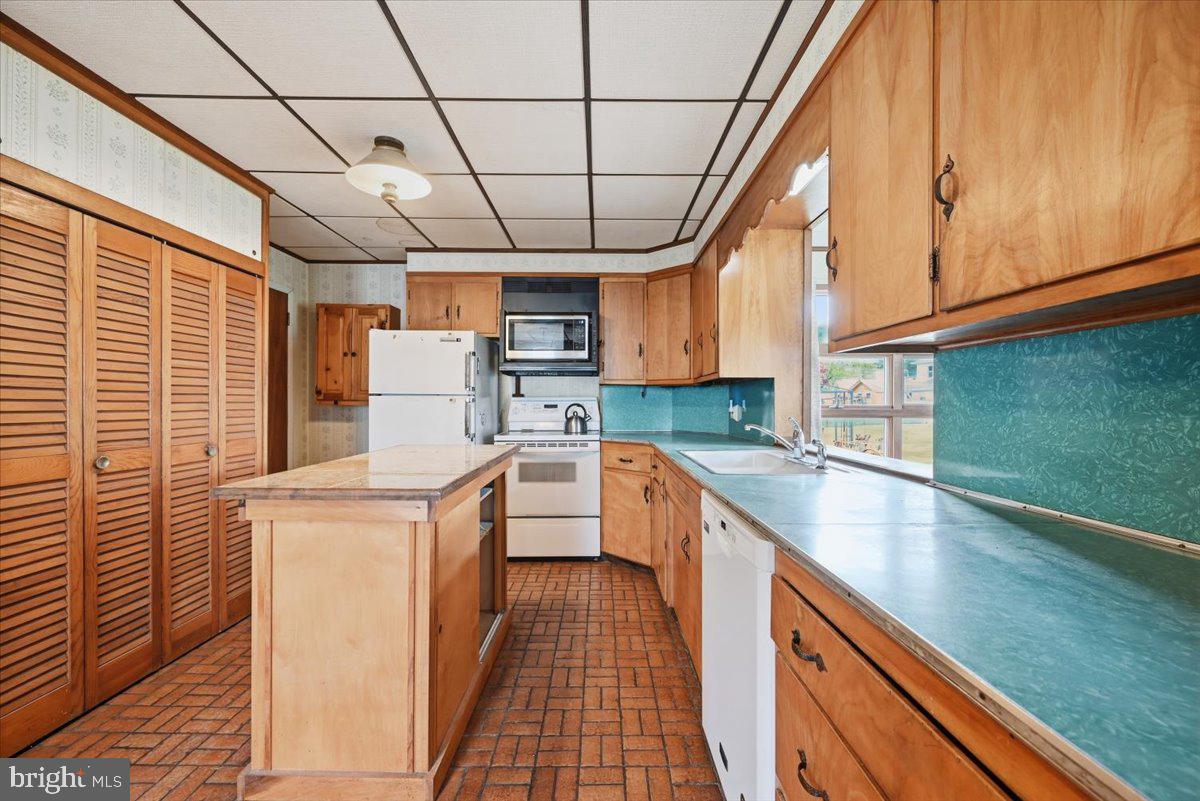 520 West Main Street Weatherly, PA 18255 - Photo 28 of 89
