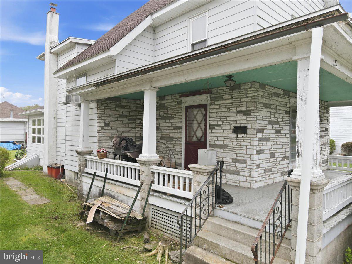 520 West Main Street Weatherly, PA 18255 - Photo 7 of 89