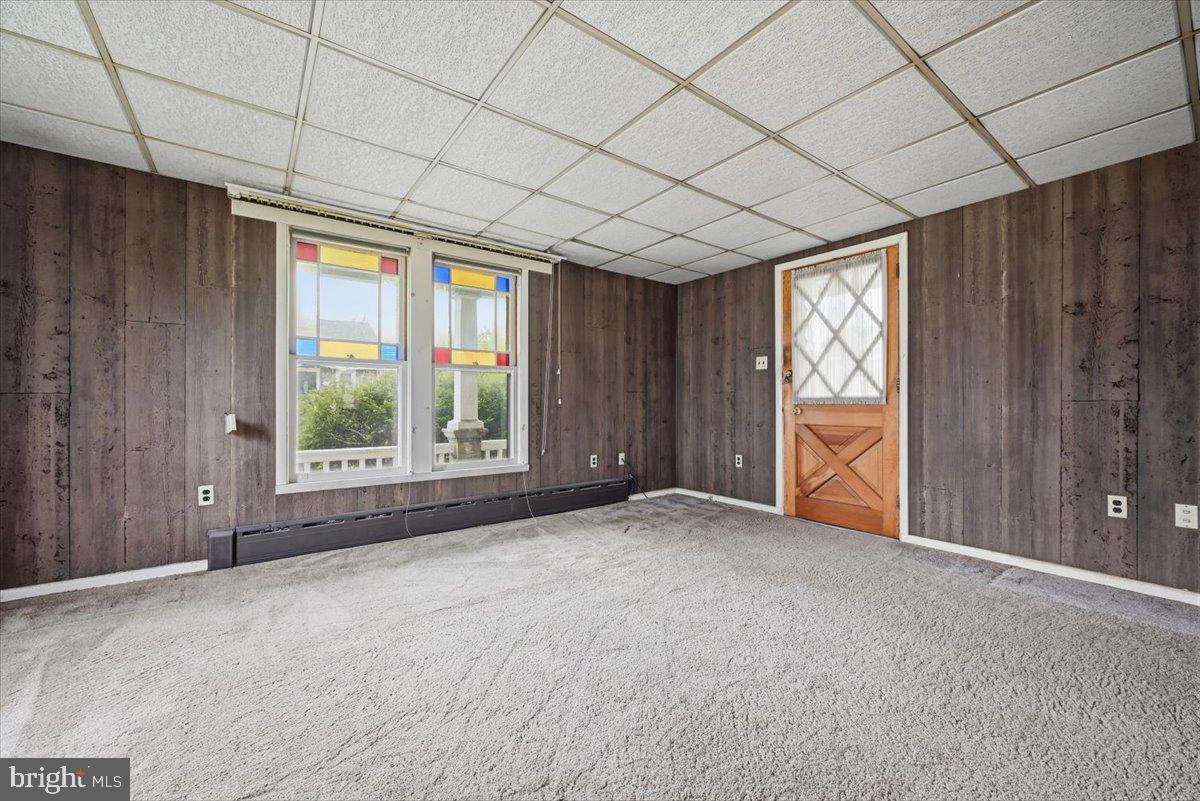 520 West Main Street Weatherly, PA 18255 - Photo 10 of 89 Living Room