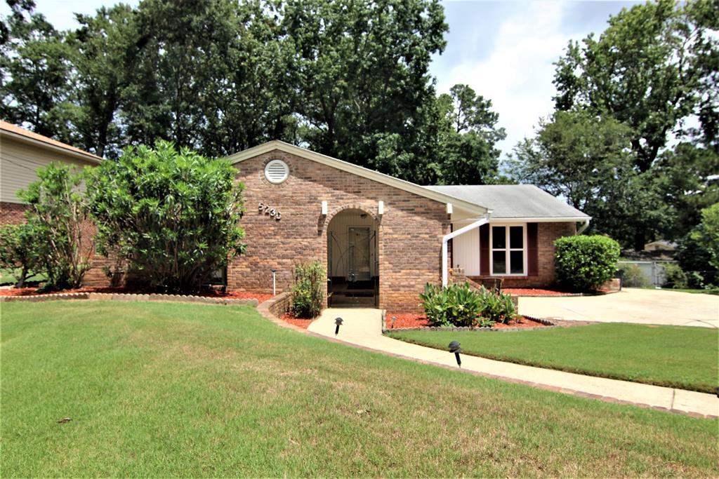5230 Lichfield Road Columbus, GA 31904 - Photo 1 of 26 Main View