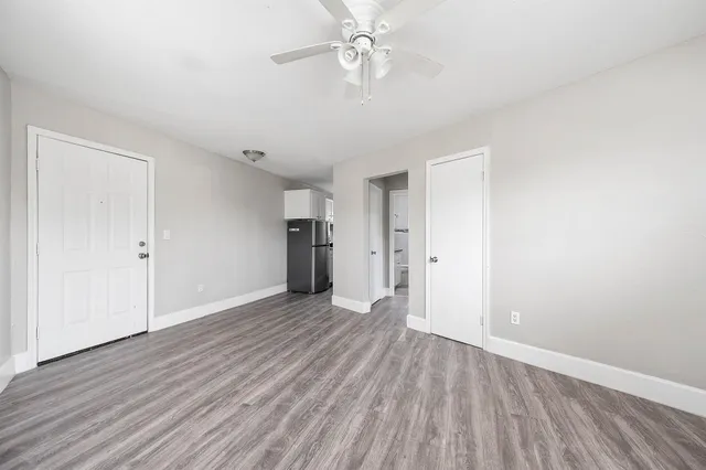 $800 | 1711 Fourcade Street, Unit 5, Houston, TX 77023