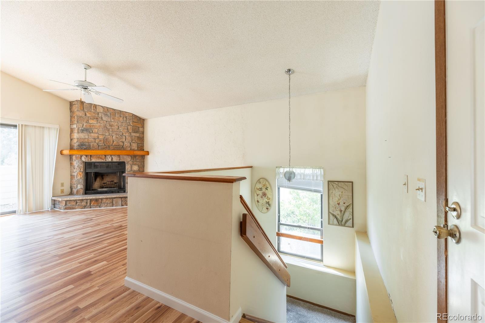 4138 South Rifle Way Aurora, CO 80013 - Photo 4 of 25