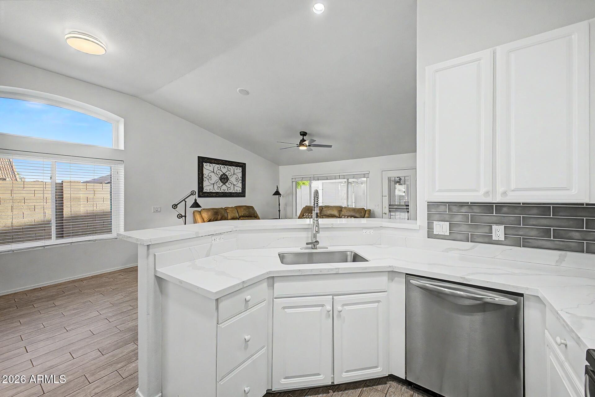 15030 South 47th Way Phoenix, AZ 85044 - Photo 17 of 36 19 - 47th