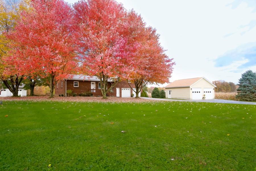 341 Bower Road Fredonia, PA 16124 - Photo 2 of 25